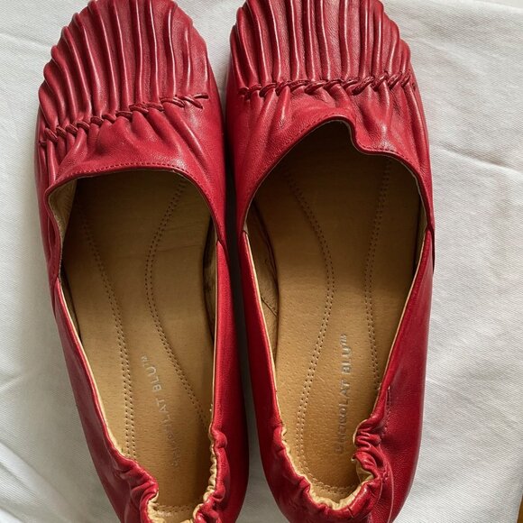 Chocolate Blu Cam II Pleated Flat Size 6.5 RED Leather Slip On Ballet Cam2 Flats - Picture 8 of 14